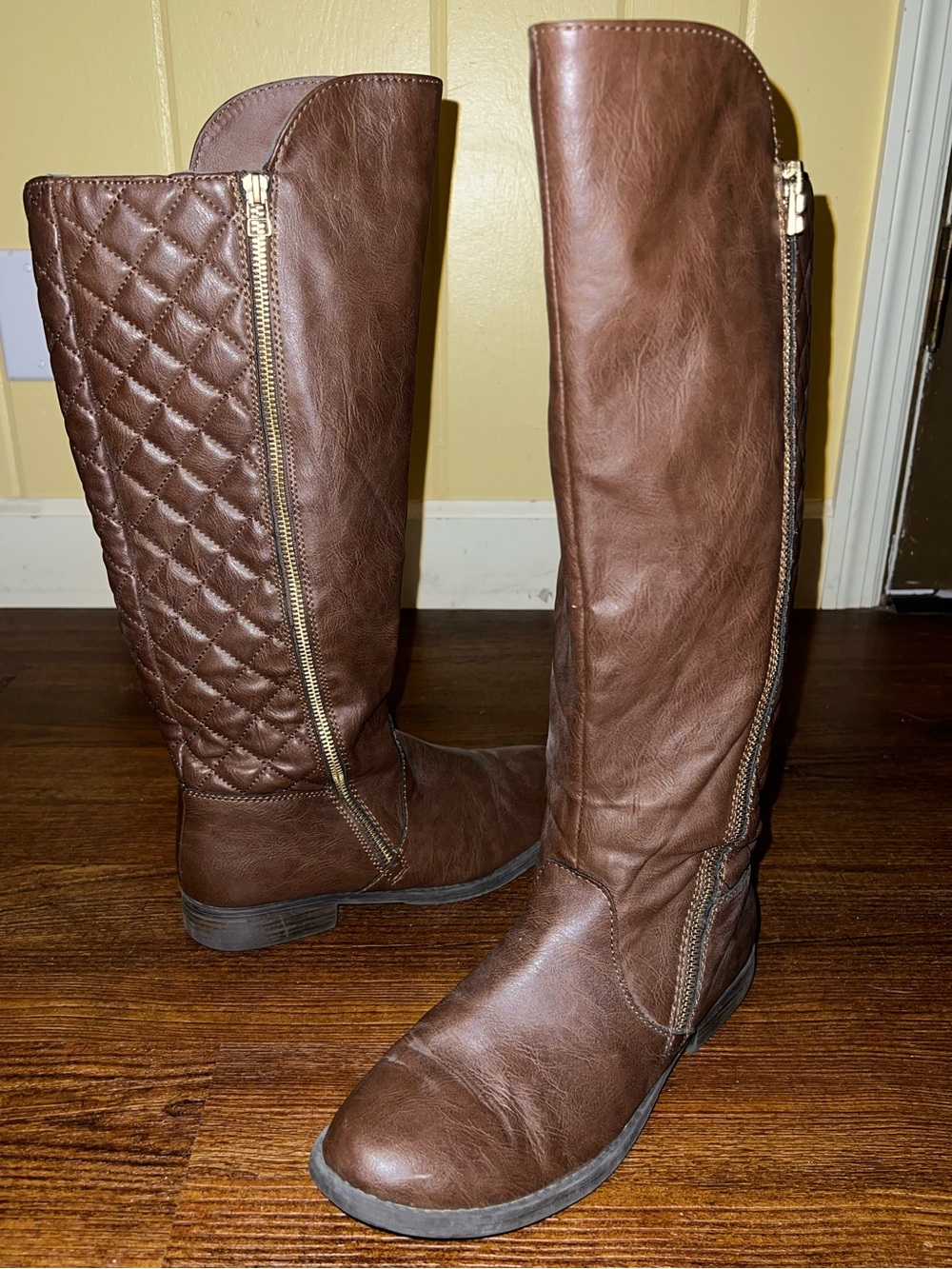 Mossimo Supply Brown Quilted Knee-High Tall Boho Y2K Riding Boots Size 8